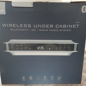 Wireless Under cabinet/ Bluetooth/cd/ radio music